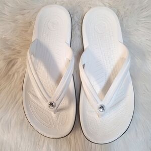 CROCS Thong Sandals White Navy Blue Stripe Mens 9 Womens 11 Waterproof Rubber